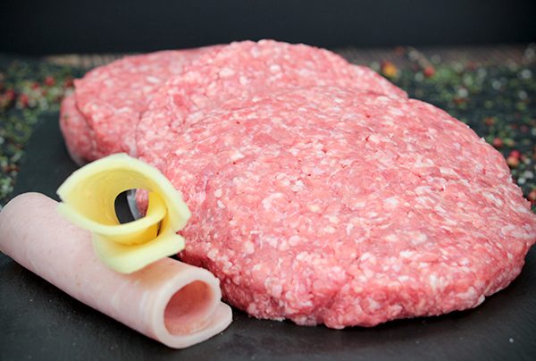 Hambúrguer de Novilho com queijo e fiambre
