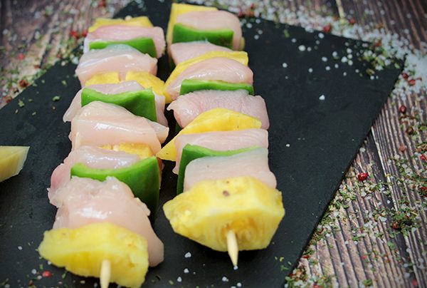 Espetada de Frango com ananás e pimentos